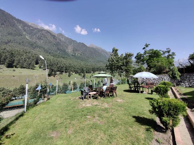 The Pinus Resort Pahalgam Exterior photo